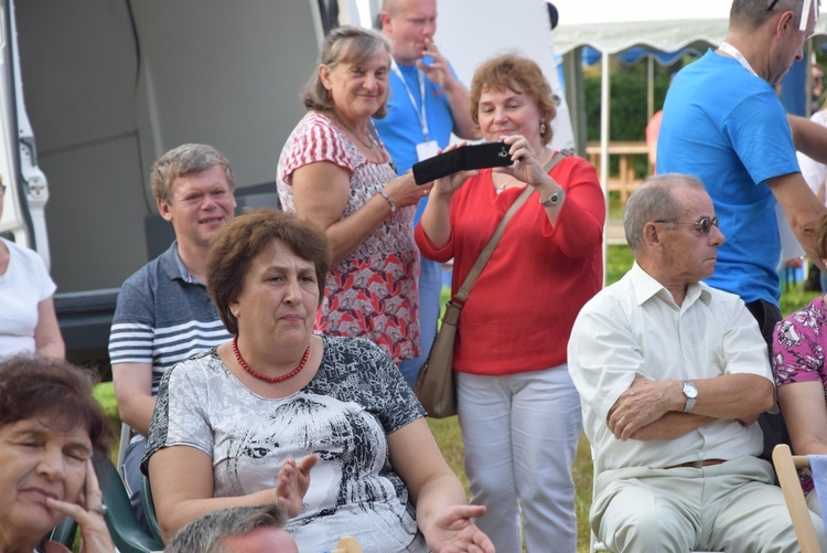 Święto chleba i miodu w Radziejowicach