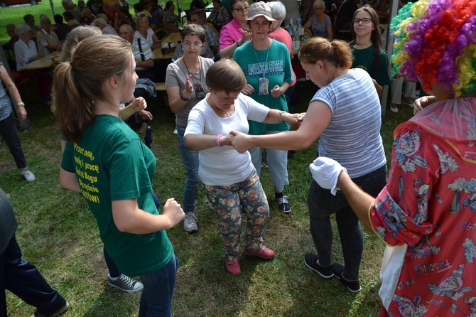 Pielgrzymka i piknik w Henrykowie cz. 2