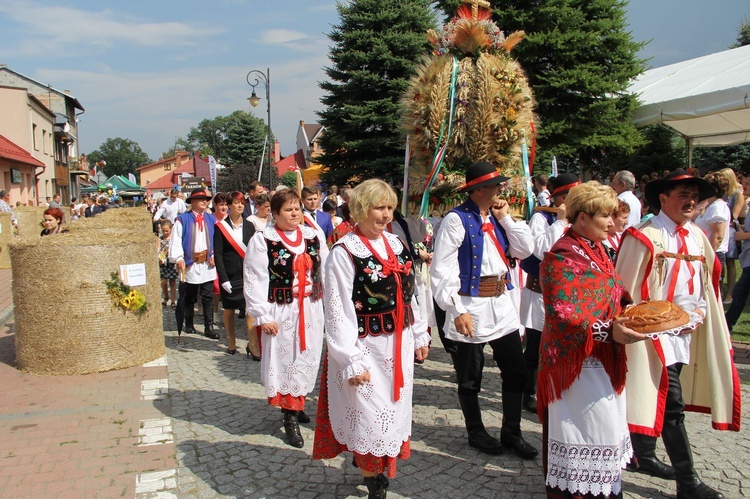 Dożynki wojewódzkie w Bobowej