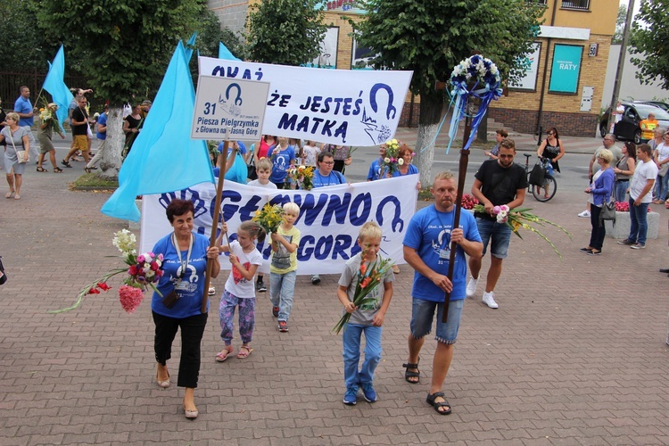 Powrót pielgrzymów do Głowna