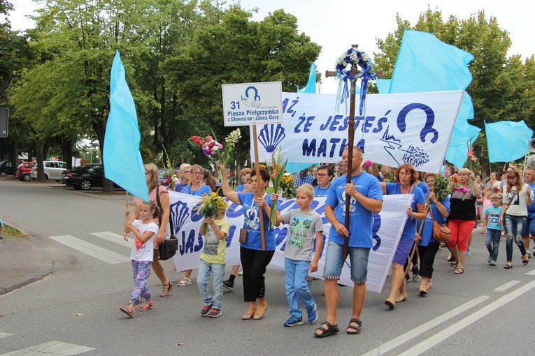 Powrót pielgrzymów do Głowna