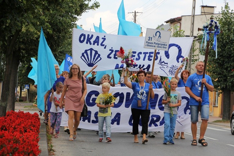 Powrót pielgrzymów do Głowna