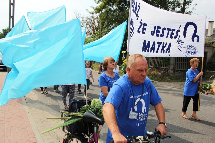 Powrót pielgrzymów do Głowna