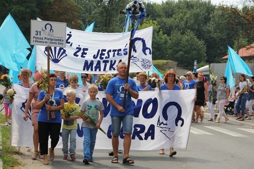 Powrót pielgrzymów do Głowna