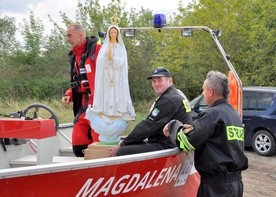 Wisłą z Krakowa do Gdańska z figurką Matki Bożej Fatimskiej