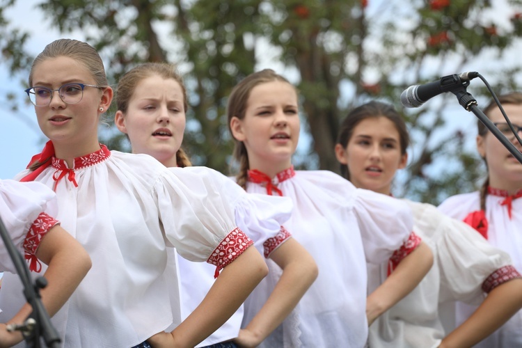 Karpacka watra na Złotym Groniu w Istebnej