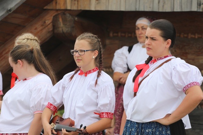 Karpacka watra na Złotym Groniu w Istebnej