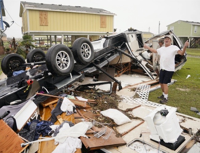 Trump obiecuje szybką pomoc ofiarom huraganu Harvey
