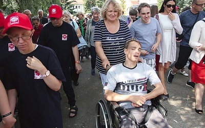 Doroczne wydarzenie organizowane jest od lat przez abp. Józefa Kupnego, wrocławską Caritas i przede wszystkim przez KSM archidiecezji wrocławskiej jako finał zjazdu formacyjnego (czytaj na s. II).