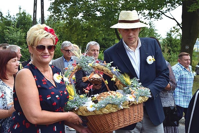 Ulicami przeszedł barwny korowód.