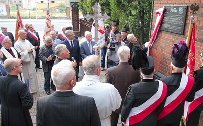 Działacze Biskupiego Komitetu Pomocy Uwięzionym i Internowanym zostali upamiętnieni w Katowicach. 