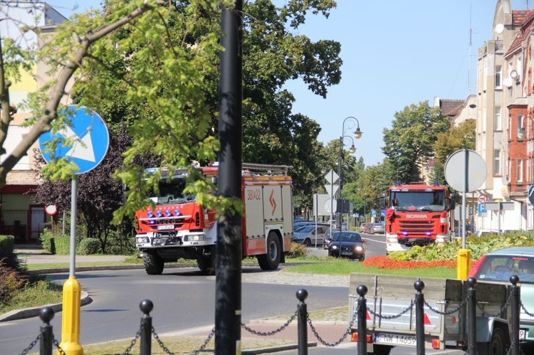 Ćwiczenia strażaków w kościele w Nowej Soli