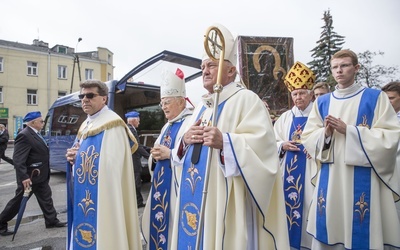 Witamy Cię, Królowo, w miejscu Cudu nad Wisłą