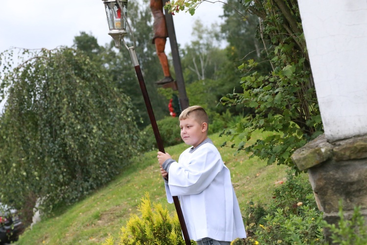 Dróżki różańcowe w Zawadzie