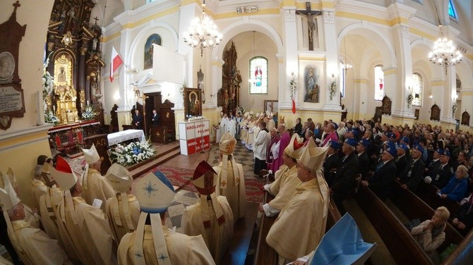 Cudowny wizerunek w radzymińskiej kolegiacie