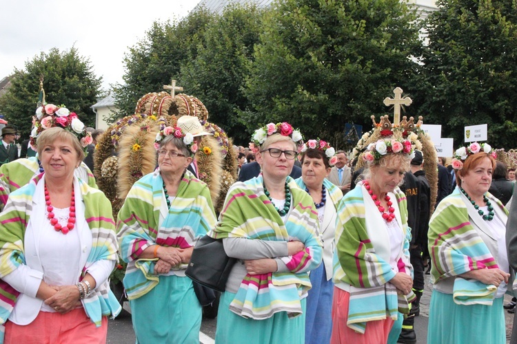 Wojewódzkie dożynki w Urazie