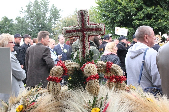 Wojewódzkie dożynki w Urazie