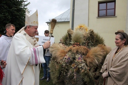 Wojewódzkie dożynki w Urazie