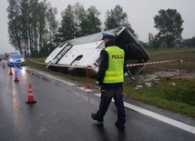 Wypadek autokaru z pielgrzymami