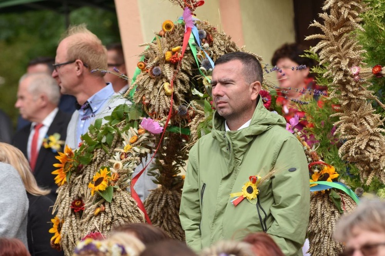 Dożynki diecezjalne w Lutomii Dolnej