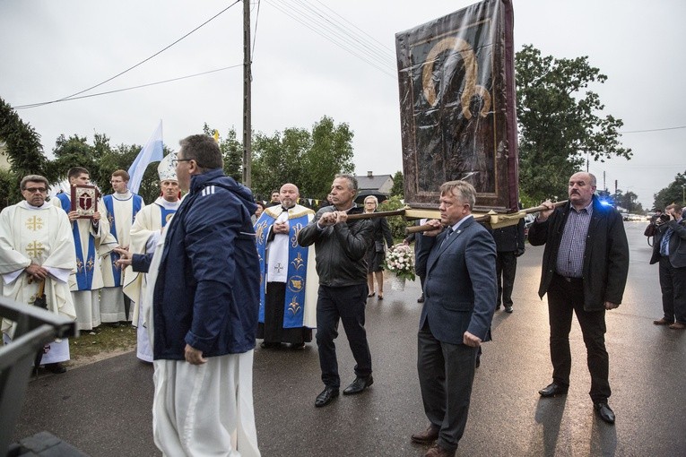 Królowa Aniołów w Załubicach