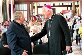 Biskup Ignacy od wielu lat jest dobrze znany we wrocławskim środowisku naukowym.
