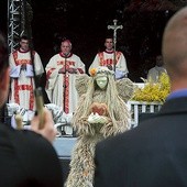 Dla ludzi żyjących z roli święto plonów jest nie tylko tradycją, ale realną okazją do dziękczynienia.