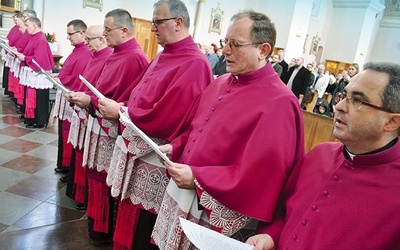 Członkowie kapituły chcą wspierać dobrych, utalentowanych, choć nie zawsze zamożnych młodych ludzi z diecezji.