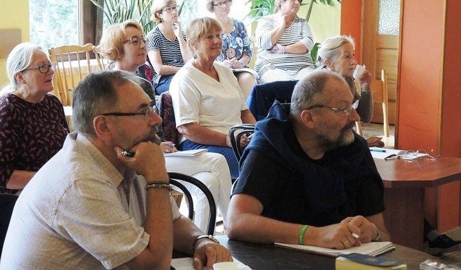 Wśród słuchaczy Letniej Szkoły Biblijnej nie zabrakło mieszkańców Ustronia i gości z całej Polski