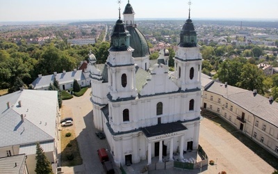Chełmska bazylika to jedno z najstarszych sanktuariów maryjnych w Polsce