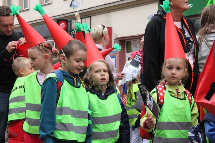 Krasnale, wszędzie krasnale...