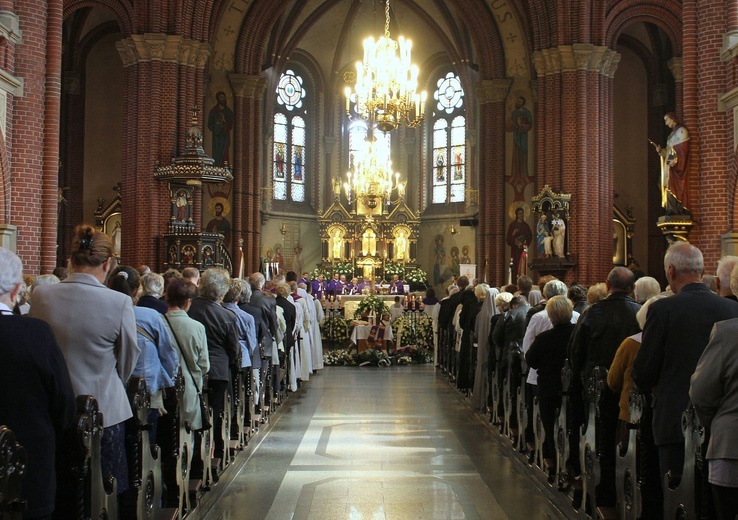 Pogrzeb śp. ks. Jerzego Mazurkiewicza cz. 1