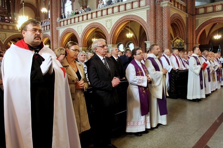 Pogrzeb śp. ks. Jerzego Mazurkiewicza cz. 1