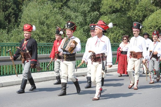 Korowód górali karpackich przez Istebną - 2017