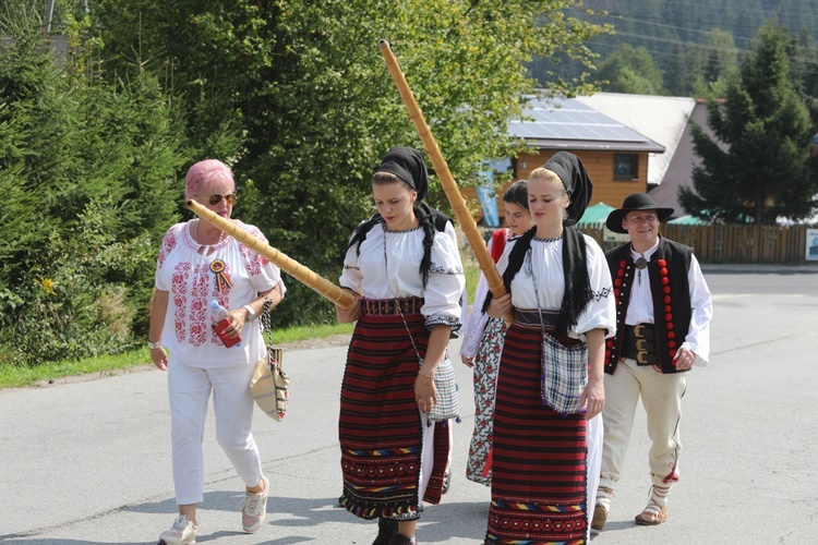 Korowód górali karpackich przez Istebną - 2017