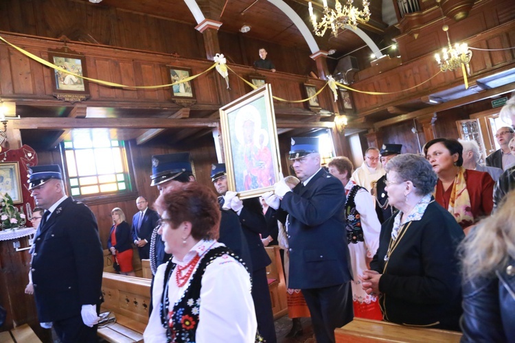 MB Częstochowska w kościele w Ostrowie