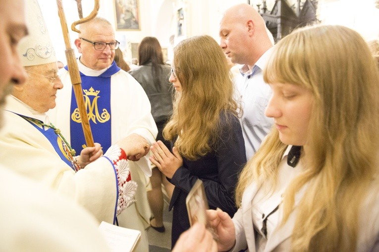 Bierzmowanie w Dąbrówce, cz. 1