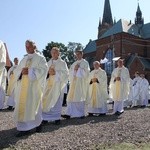 Procesja do ołtarza