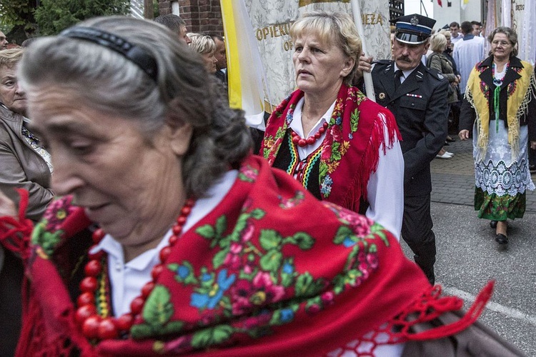 Dąbrówka. Powitanie jasngórskiej ikony