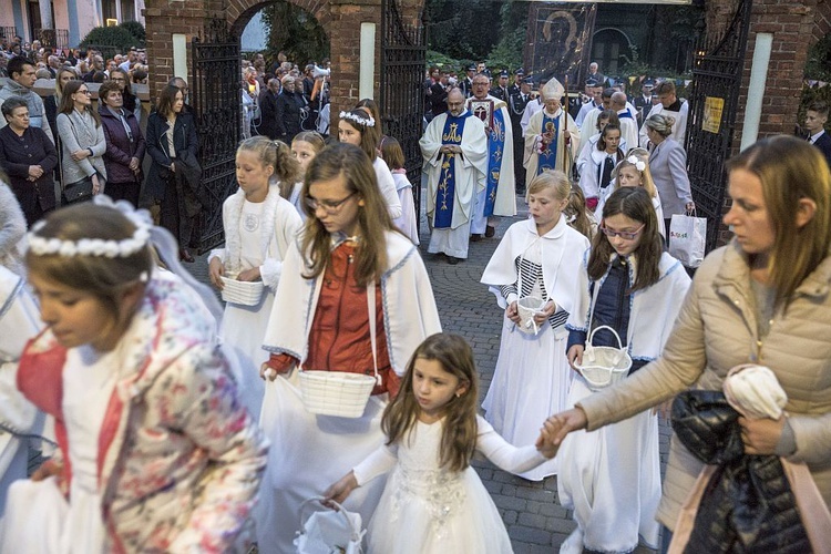 Dąbrówka. Powitanie jasngórskiej ikony