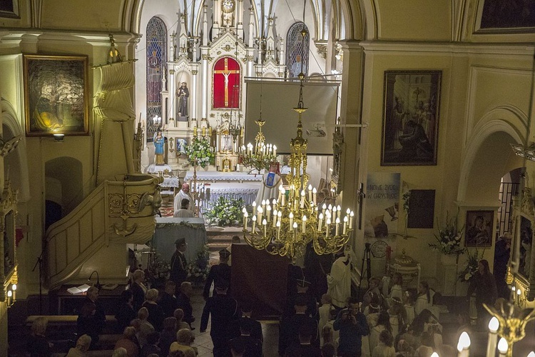 Dąbrówka. Powitanie jasngórskiej ikony