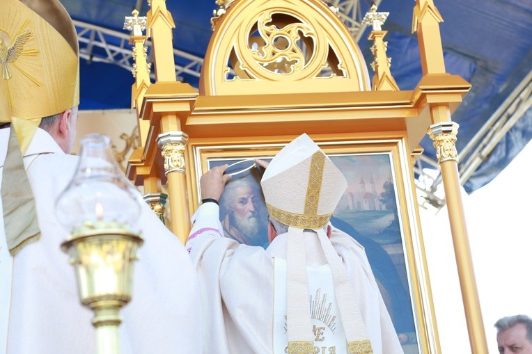 Nałożenie koron