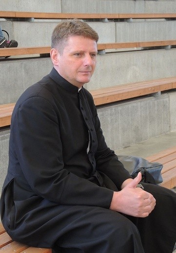 Młodzi w amfiteatrze pod Grojcem w Żywcu 2017