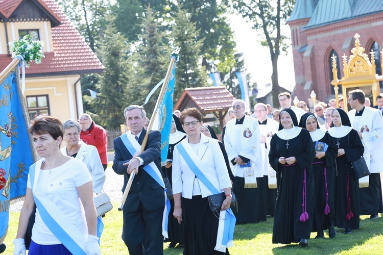 Procesja z obrazem na plac koronacyjny