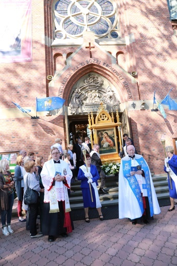 Procesja z obrazem na plac koronacyjny