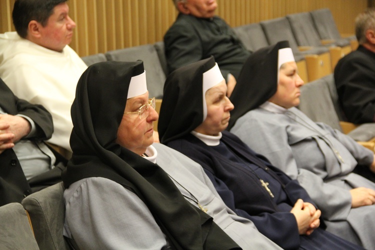 Konferencja o 300-leciu koronacji obrazu Matki Boskiej Częstochowskiej