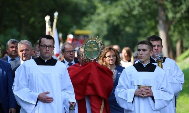 W blasku Krzyża Świętego 