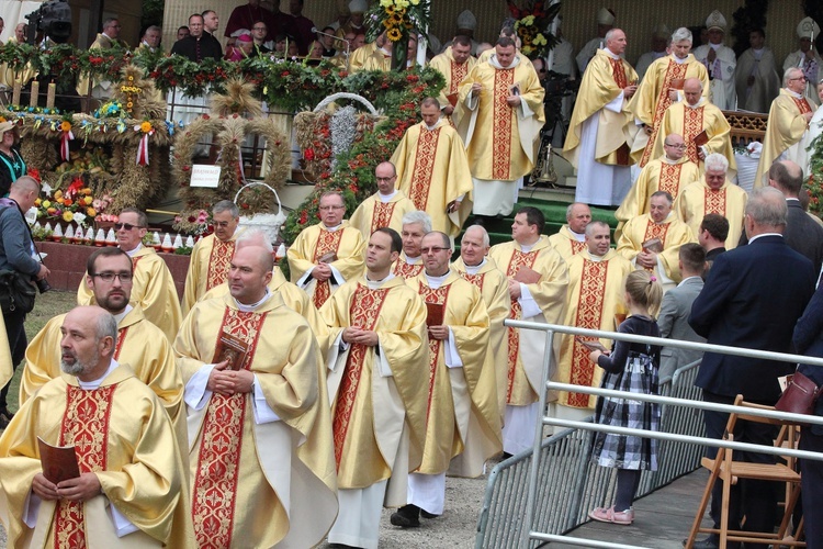 Główne uroczystości 140. rocznicy objawień maryjnych w Gietrzwałdzie