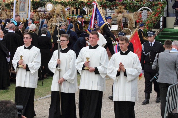 Główne uroczystości 140. rocznicy objawień maryjnych w Gietrzwałdzie