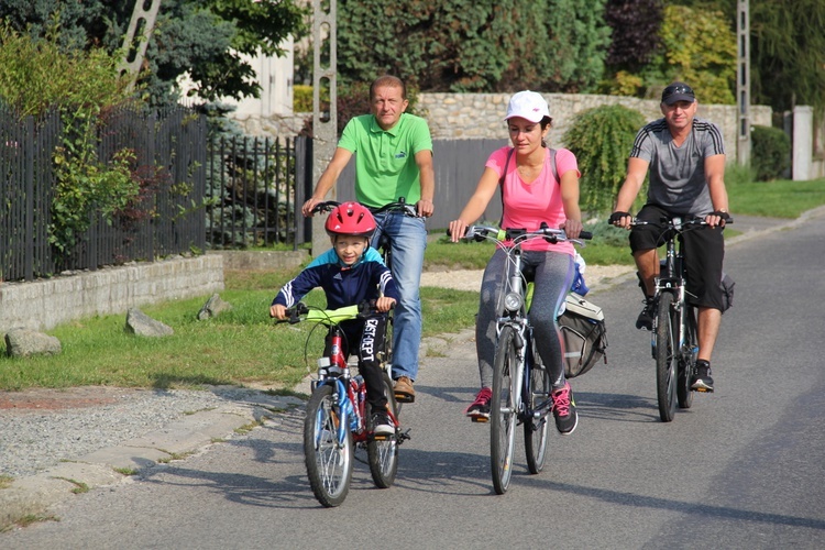 Odpust w Pszowie cz.1 - Zwonowice, Gaszowice, rowerzyści